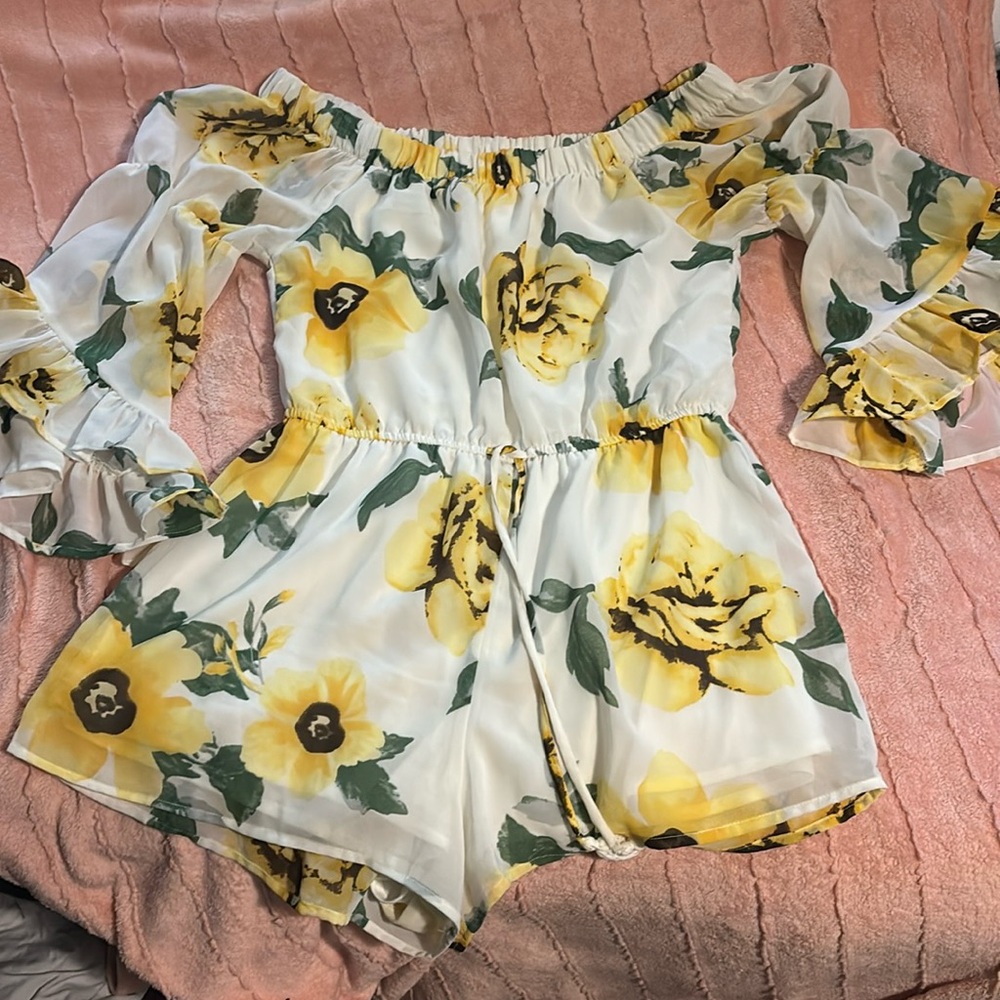 Hint Of Blush yellow XL jumpsuit